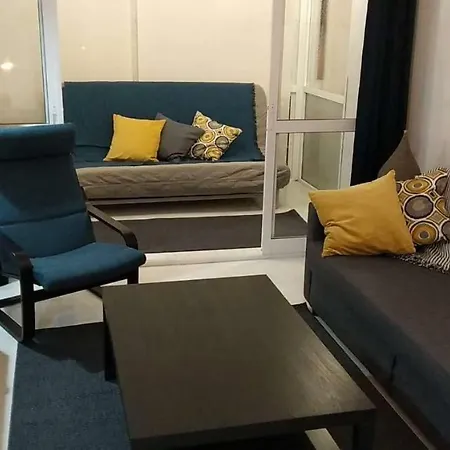 Wonderful Close To The Beach/transports